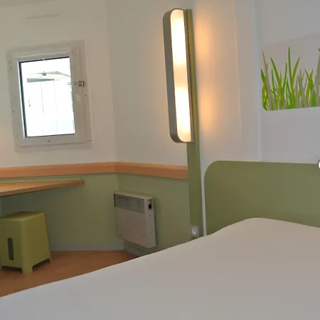 Ibis Budget Chambery Sud Les Eaux Hotel