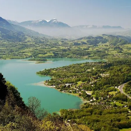 Ibis Budget Chambery Sud Les Eaux Hotel